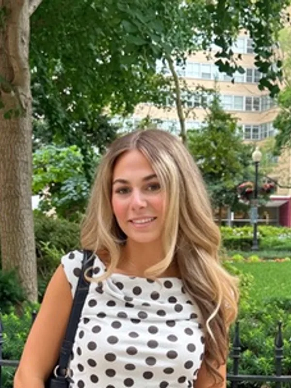Erin R